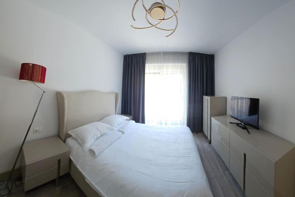 פיטסטי Ewa Green Towers מראה חיצוני תמונה